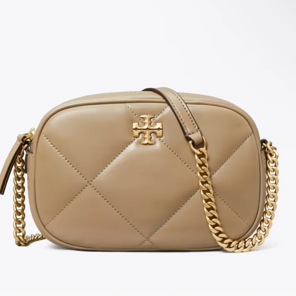 New Tory Burch KIRA DIAMOND QUILT CAMERA BAG